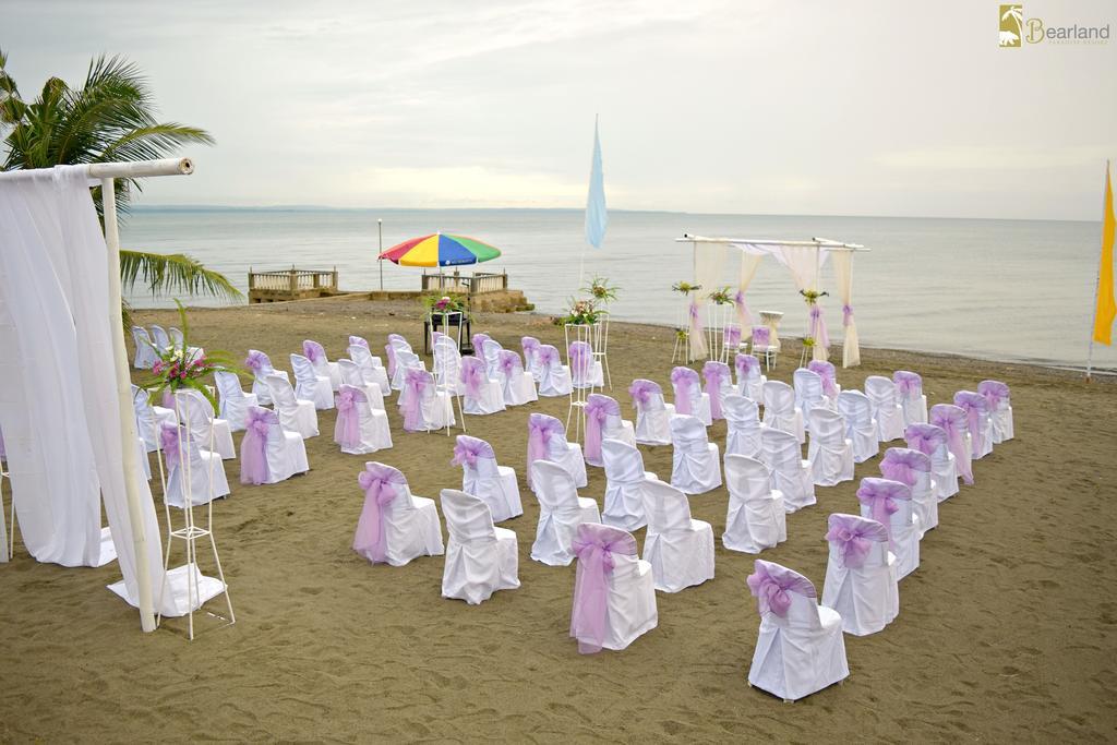 Bearland Paradise Resort Tigbauan Ngoại thất bức ảnh